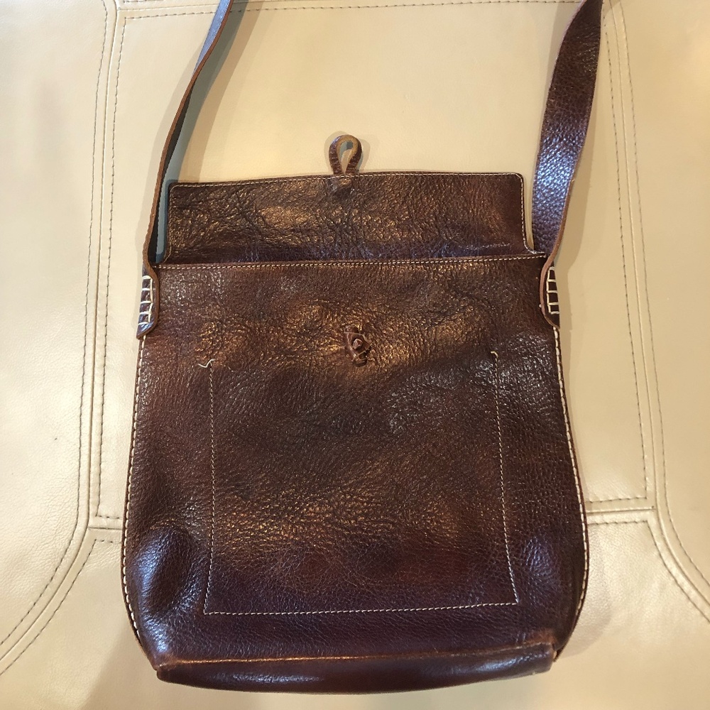 Ellington All Leather Shoulder Bag
